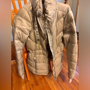 Athleta Lofty Down Puffer Down Jacket Size Small
